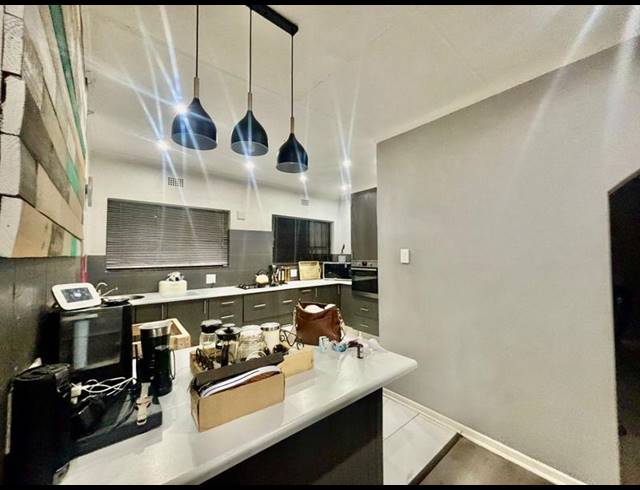 4 BEDROOM PROPERTY TO RENT IN VANDERBIJLPARK SE 3